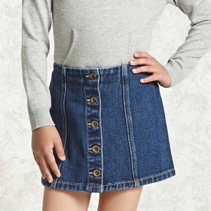 Button down light wash mini skirt